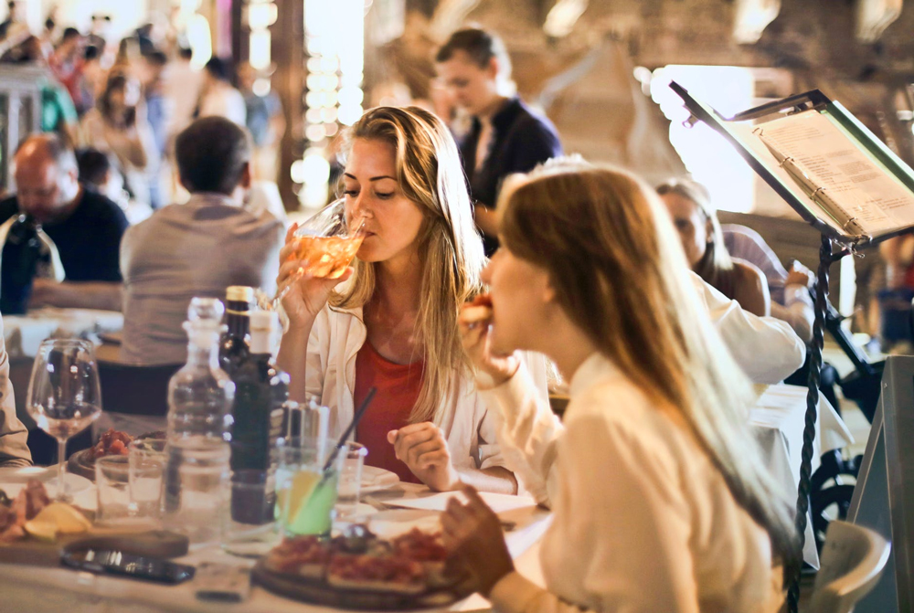 Attirer les clients dans son restaurant l'été sans avoir de terrasse, c'est possible !